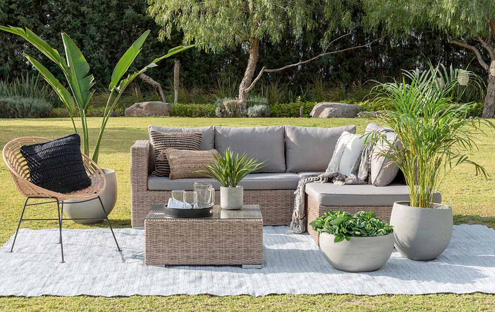 Studio Windsor's Guide: Top 4 Luxury Garden Designs for 2024