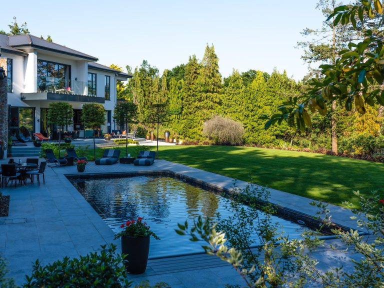 POOLVIEW